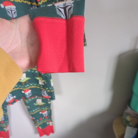 Hanna Andersson Star Wars Mandalorian Grogu Christmas Pajama Set Size XS Unisex - Picture 4 of 11